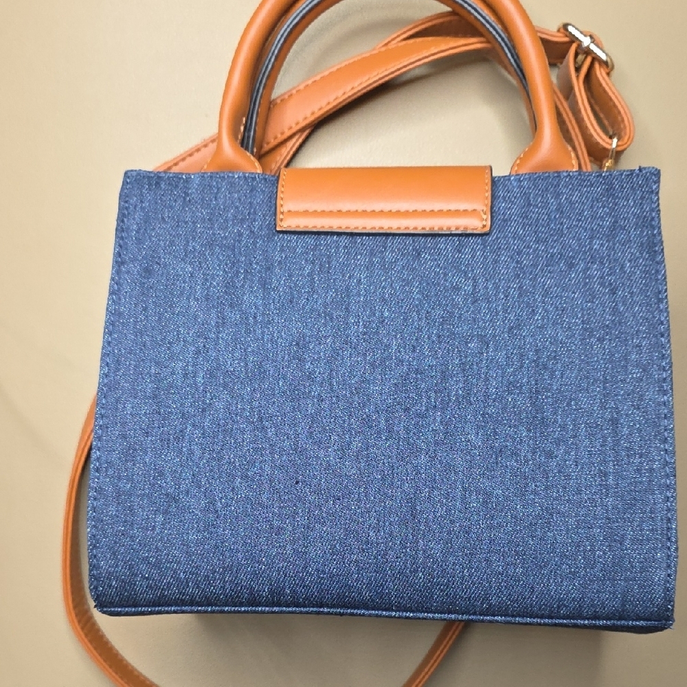 GUESS Blue and Tan Crossbody Bag - Picture 5 of 6